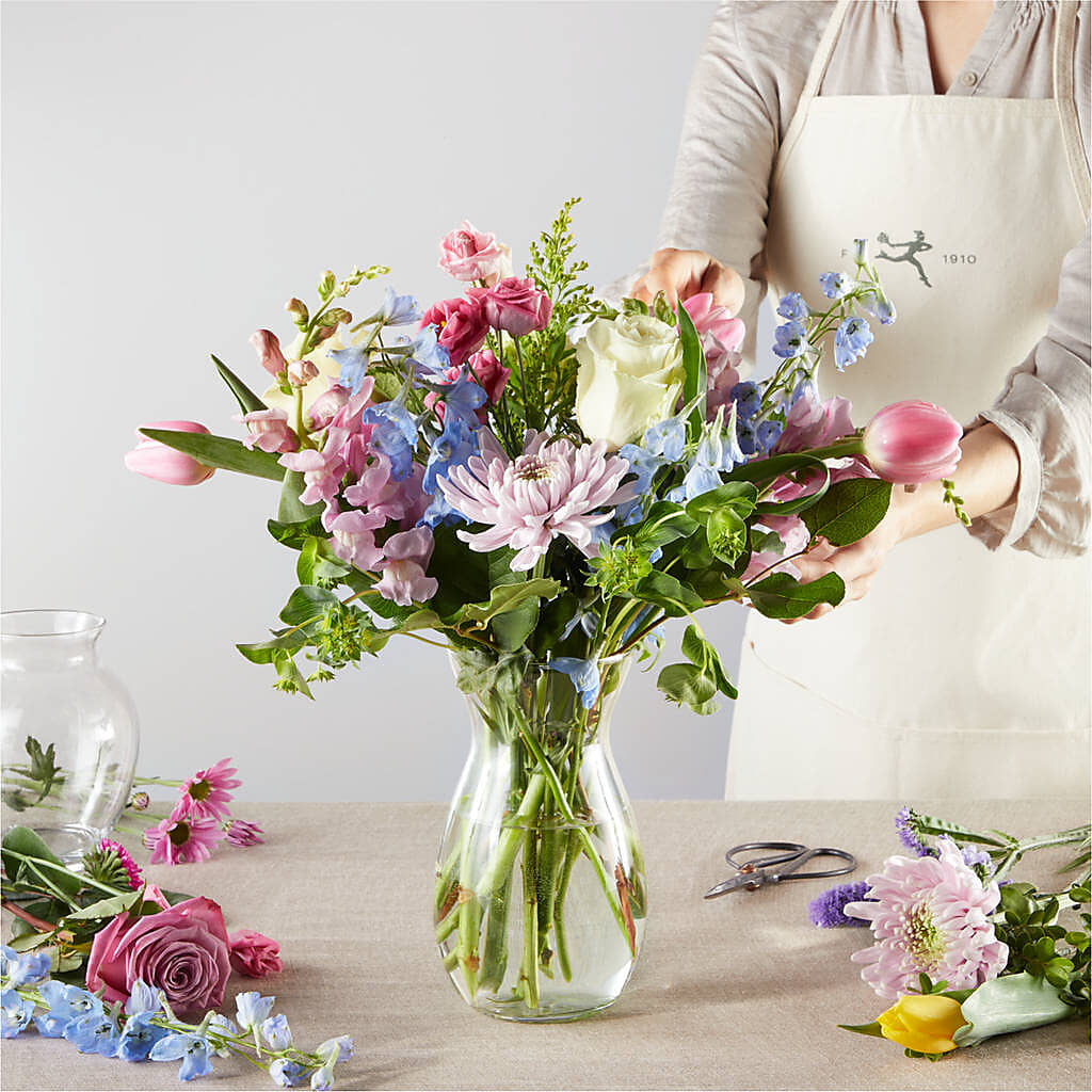 Pastel Tradition - A Florist Original –  Accents By Jenny, Park Ridge IL