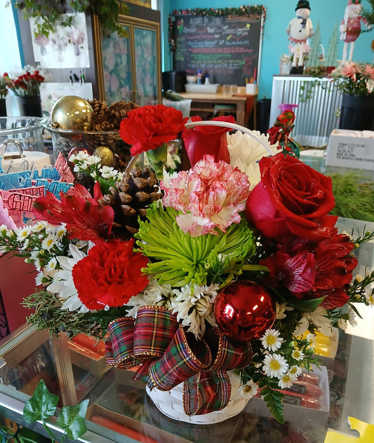 Holiday basket arrangement