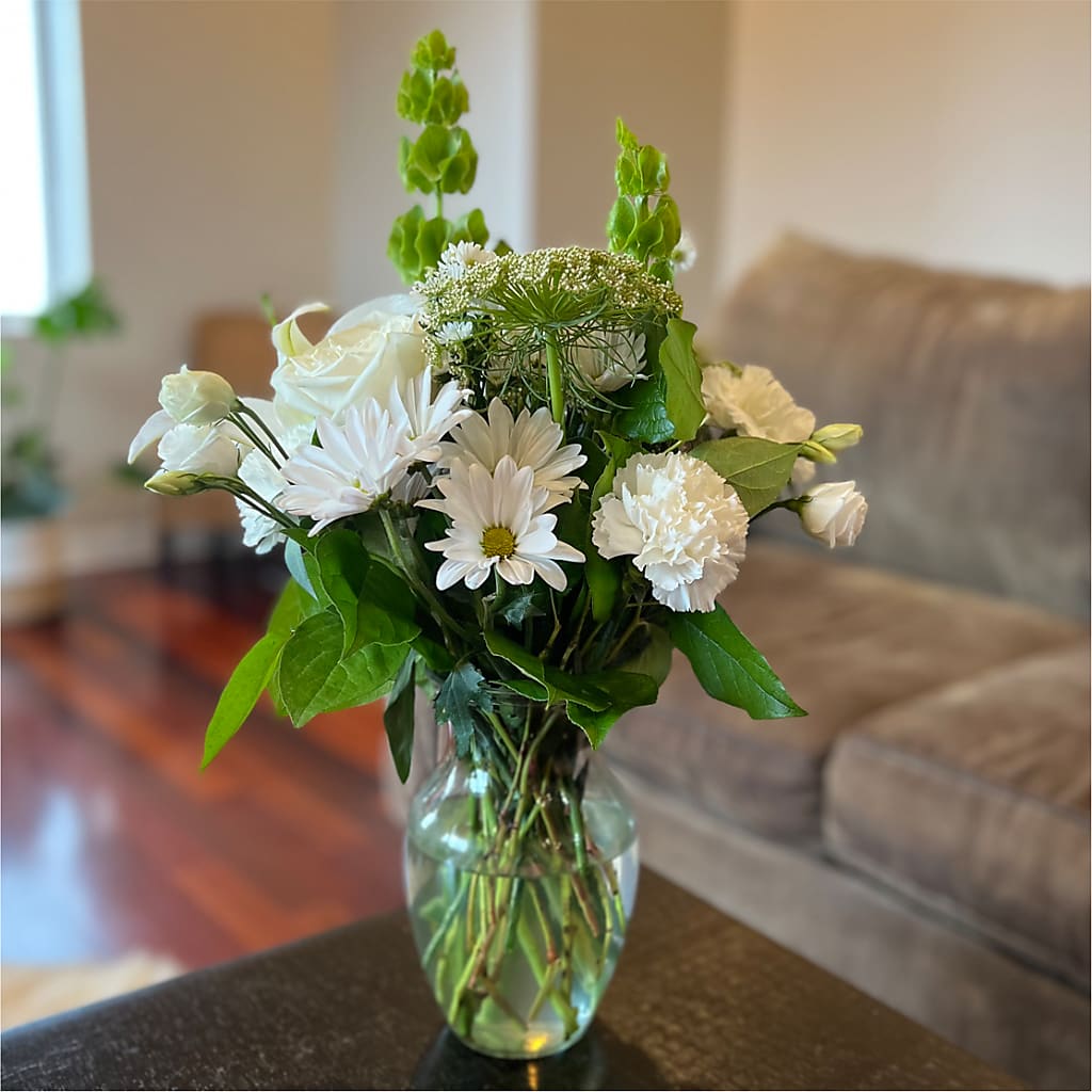 Classic Ivory – A Florist Original –  Accents By Jenny, Park Ridge IL